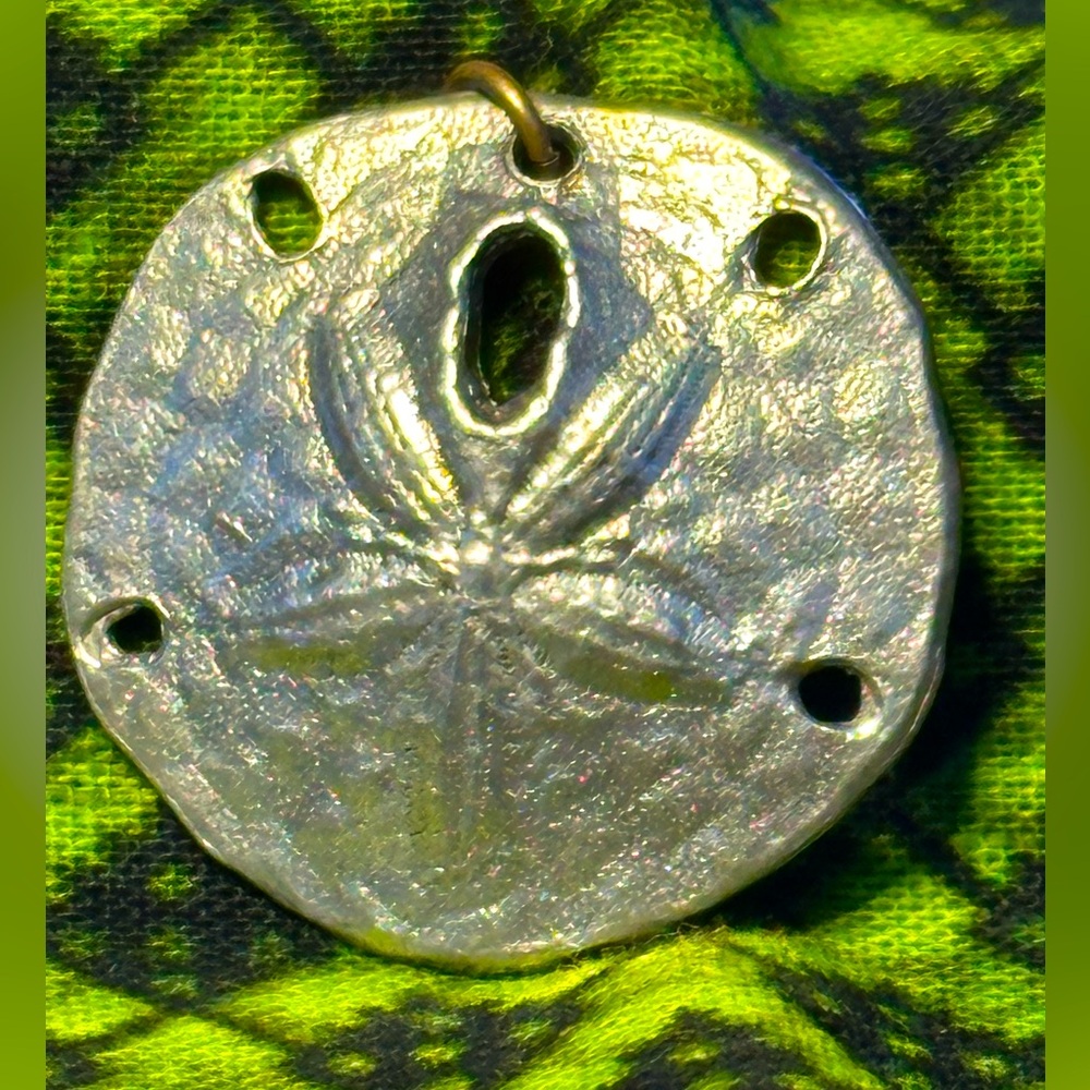 1980s Vintage 1” Yorkshire Pewter Sand Dollar Charm